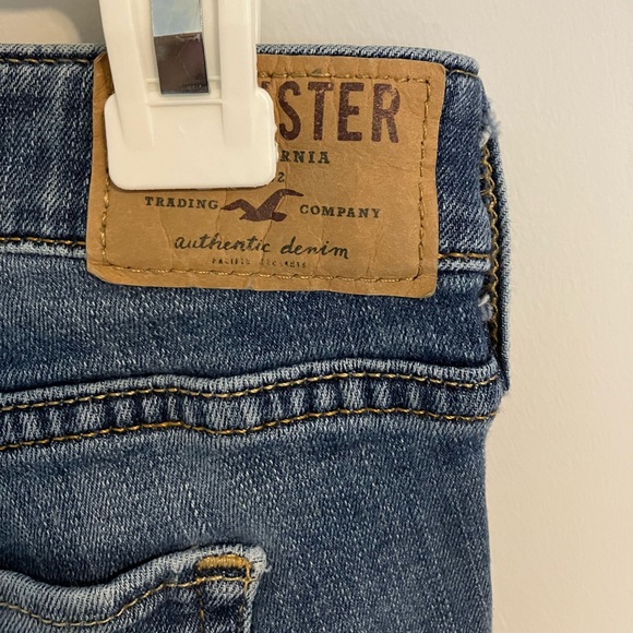 Hollister Low Rise Jeans - Picture 5 of 7